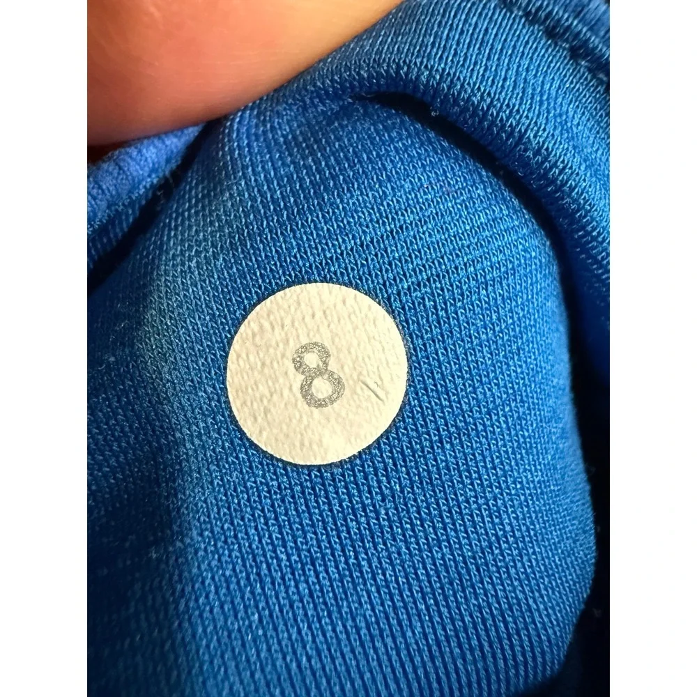 Lululemon Blue Crop Leggings‎ Women's Size 8 Athleisure Workout